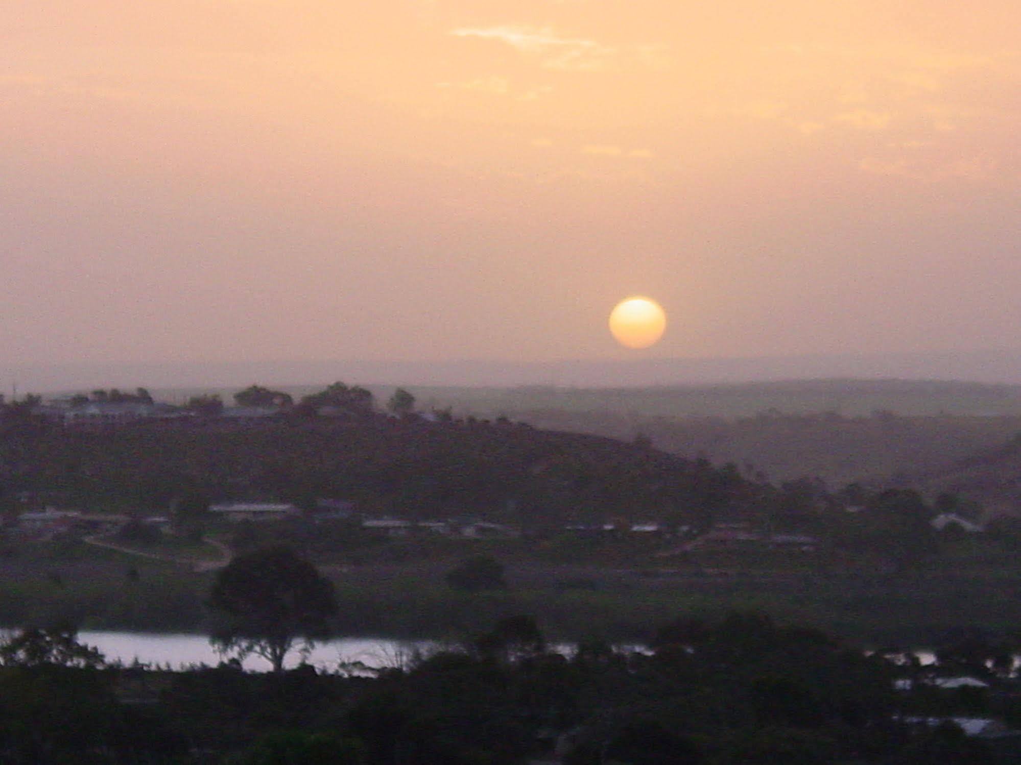 Villa Riverview Rise Retreats